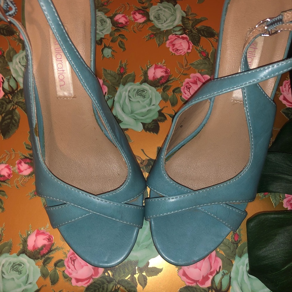 Turquoise Wedges - Picture 2 of 4